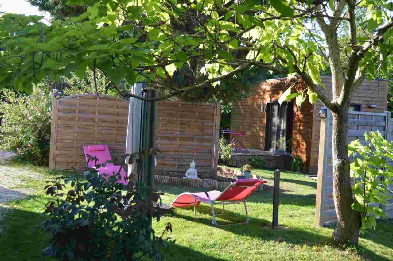 Au Coeur Du Bien-Etre, Gite Avec Piscine Chauffee Et Couverte, Spa, Sauna, Massages Monteaux Exteriér fotografie